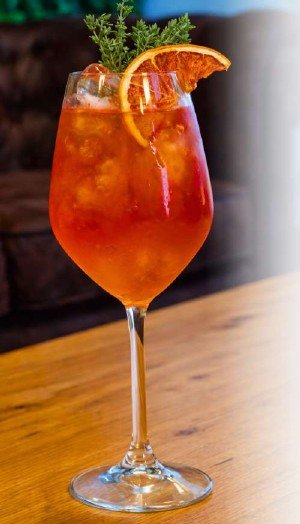 Mediterránea Spritz servido
